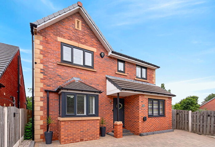 6 Bedroom Detached House For Sale In Halifax Road, Grenoside, Sheffield, S35