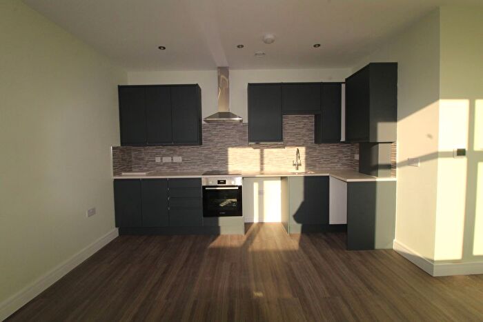 1 Bedroom Studio To Rent In Uxbridge Road, Uxbridge, UB10