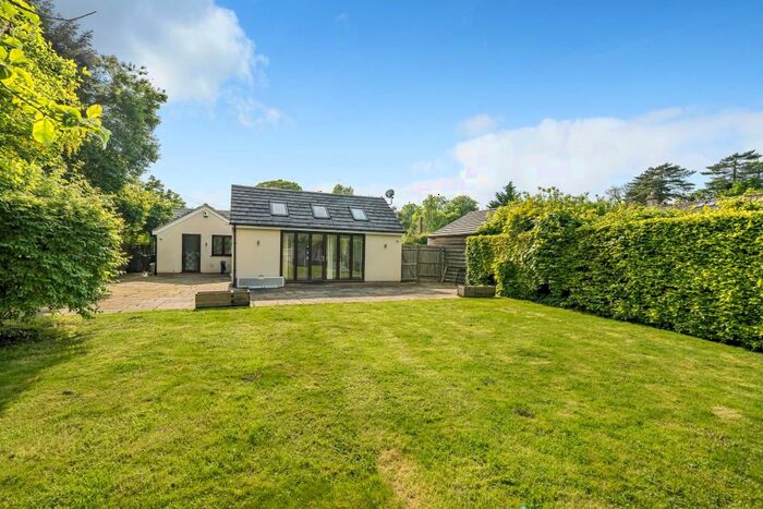 4 Bedroom Detached House For Sale In Bladon Road, Woodstock, OX20