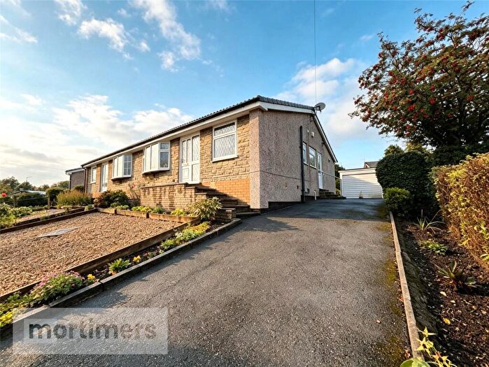 3 Bedroom Bungalow For Sale In Yew Tree Drive, Oswaldtwistle, Accrington, Lancashire, BB5