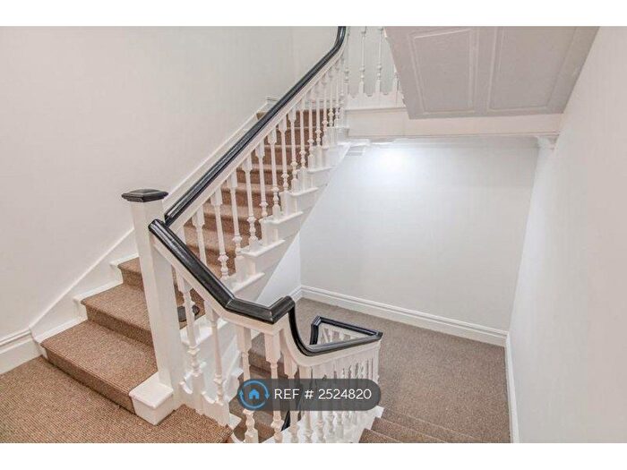 1 Bedroom Flat To Rent In High Street, Southampton, SO14