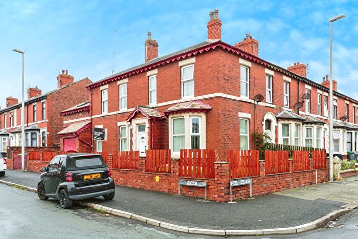 4 Bedroom End Of Terrace House For Sale In Hawthorn Road, Blackpool, Lancashire, FY1
