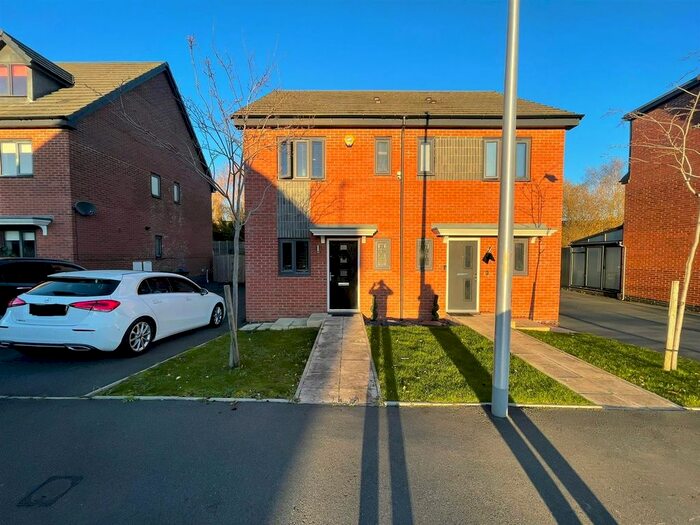 2 Bedroom Semi-Detached House To Rent In Argyll Way, Smethwick, B66