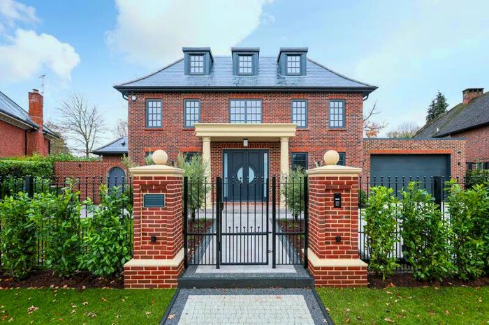 5 Bedroom Detached House To Rent In Weybridge Park, Surrey, KT13