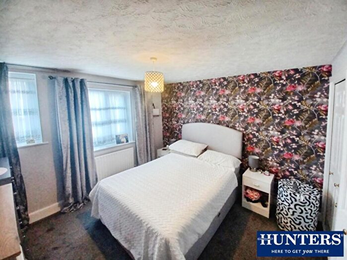 2 Bedroom Flat For Sale In Port Rise, Chatham, ME4