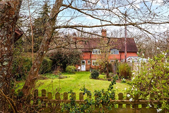 3 Bedroom Semi Detached House For Sale In Churt, Farnham, Surrey, GU10