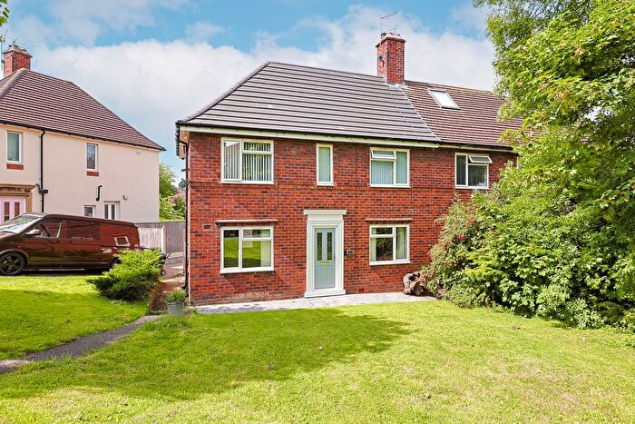 3 Bedroom Semi Detached House For Sale In Walton Crescent, Walton, Chesterfield, S40