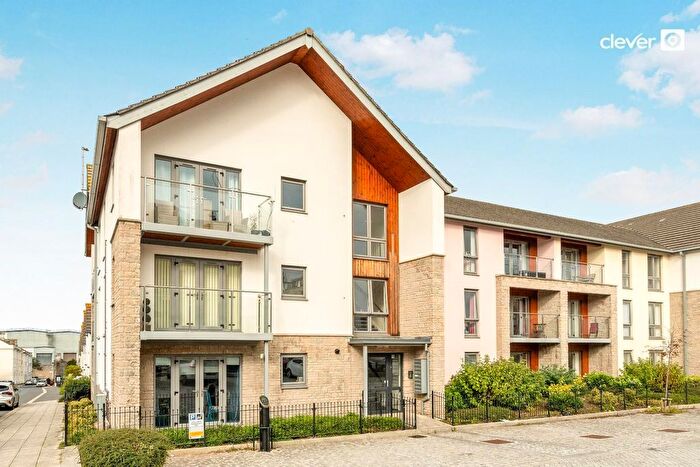 1 Bedroom Flat For Sale In Ker Street Ope, Plymouth, PL1