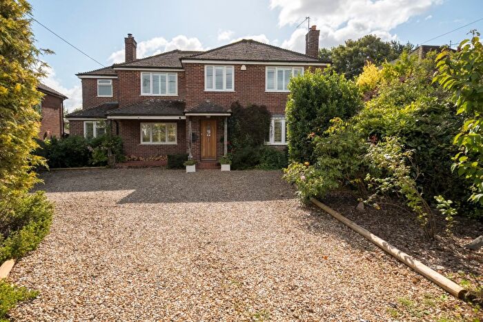 4 Bedroom Detached House To Rent In Forest Dale Road, Marlborough, SN8