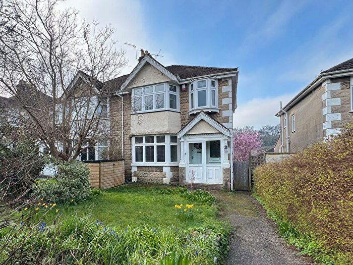 3 Bedroom Semi-Detached House For Sale In Newbridge Road, Bath, BA1