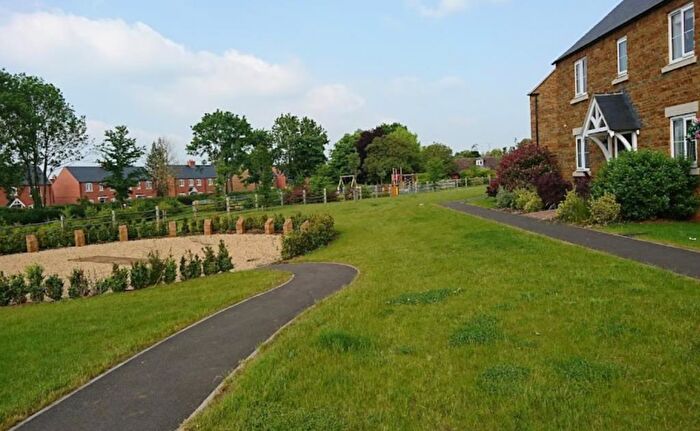 1 Bedroom Flat For Sale In Adderbury, Banbury, Oxfordshire, OX17