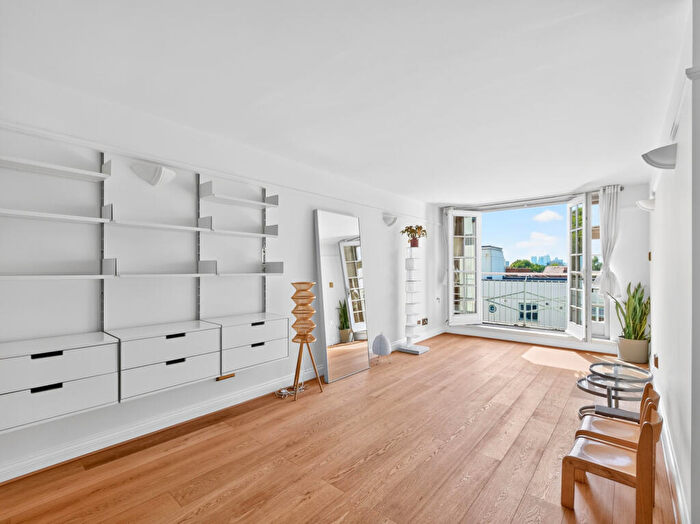 2 Bedroom Apartment To Rent In Urswick Road, London, E9