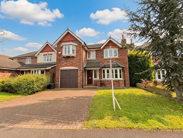 4 Bedroom Detached House For Sale In Kingsbury Drive, Regents Park, Wilmslow, SK9