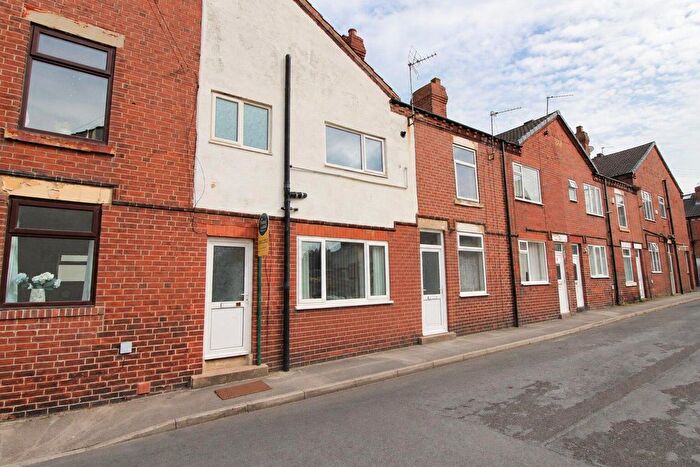 2 Bedroom Terraced House For Sale In York Street, Altofts, Normanton, WF6