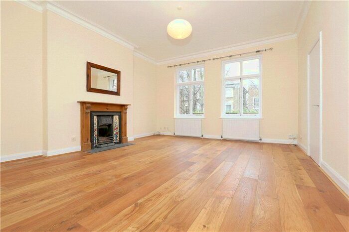 2 Bedroom Flat To Rent In Willow Bridge Road, Canonbury, Islington, London, N1