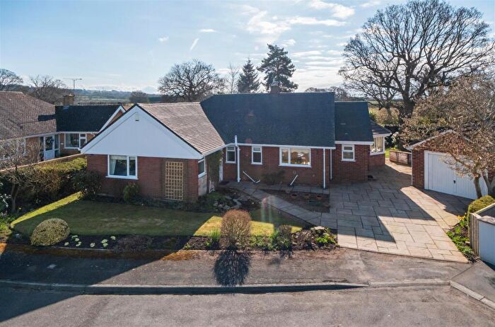 3 Bedroom Detached Bungalow For Sale In Pentre Close, Ashton, CH3
