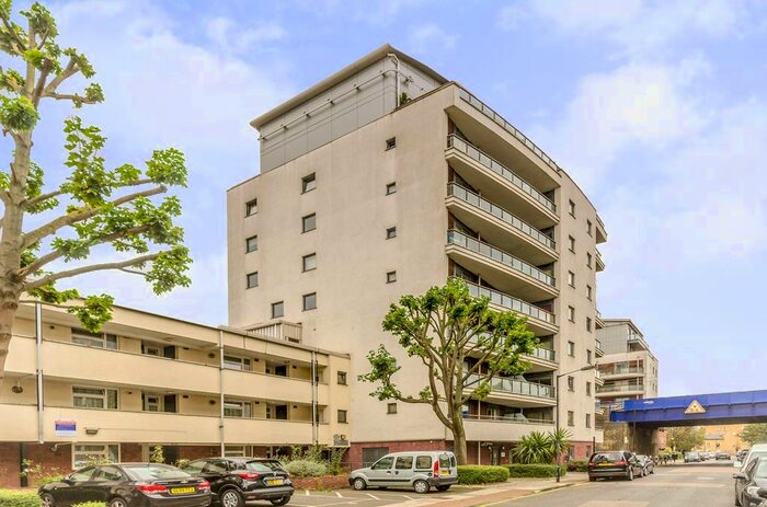 2 Bedroom Flat To Rent In Devonport Street, Shadwell, London, E1