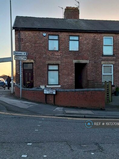 4 Bedroom End Of Terrace House To Rent In Halsall Lane, Ormskirk, L39