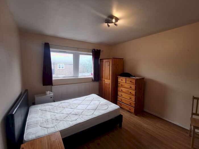 4 Bedroom Terraced House To Rent In Adeney Close, London, W6