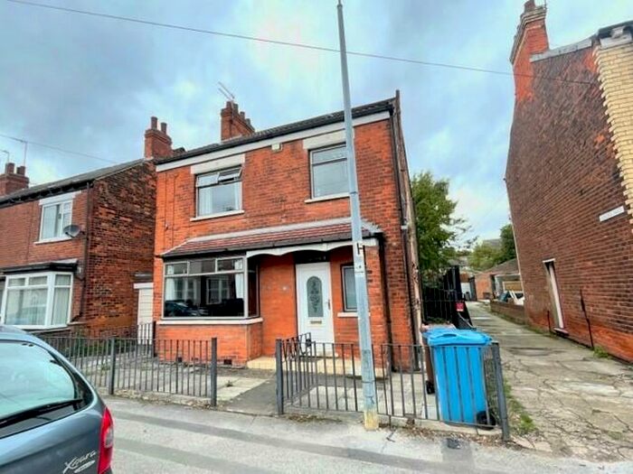 4 Bedroom Detached House To Rent In Lambert Street, Hull, HU5