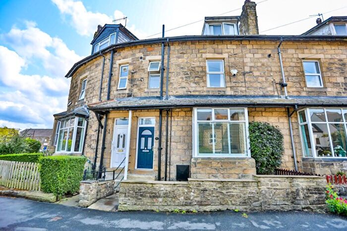 4 Bedroom Town House For Sale In Leicester Crescent, In The Heart Of Ilkley, West Yorkshire, LS29