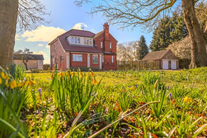 4 Bedroom Detached House For Sale In Kelsey Road, Moortown, LN7