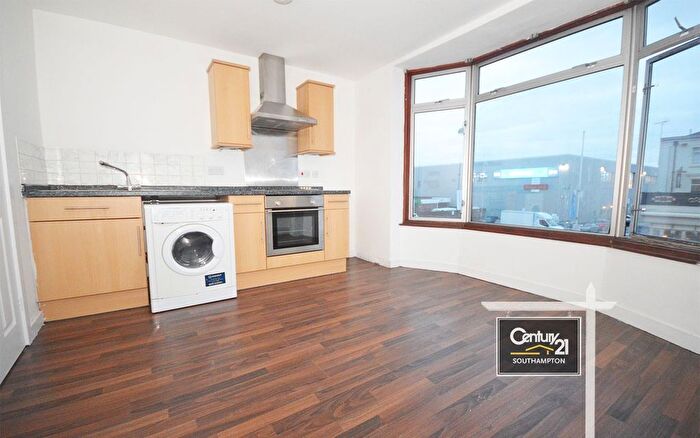 1 Bedroom Flat To Rent In |Ref: |, Shirley Road, Southampton, SO15
