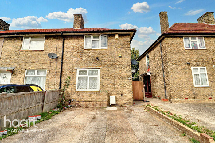 2 Bedroom End Of Terrace House For Sale In Margery Road, Dagenham, RM8