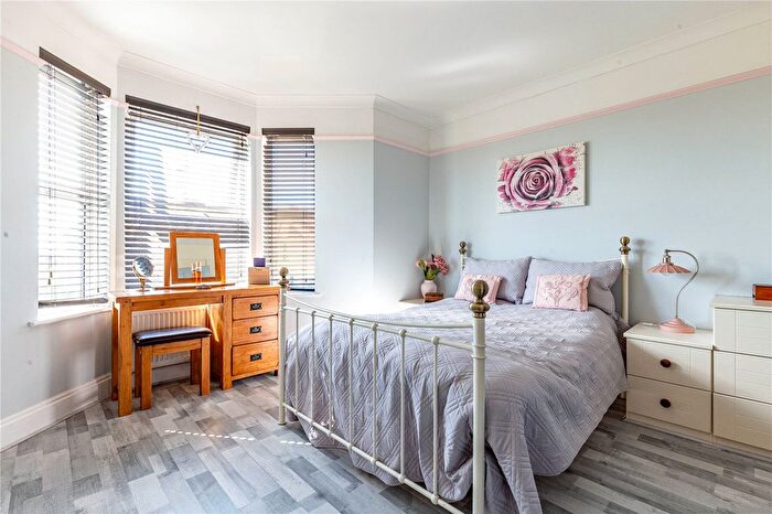 3 Bedroom End Terrace House For Sale In Chester Park Road, Fishponds, Bristol, BS16