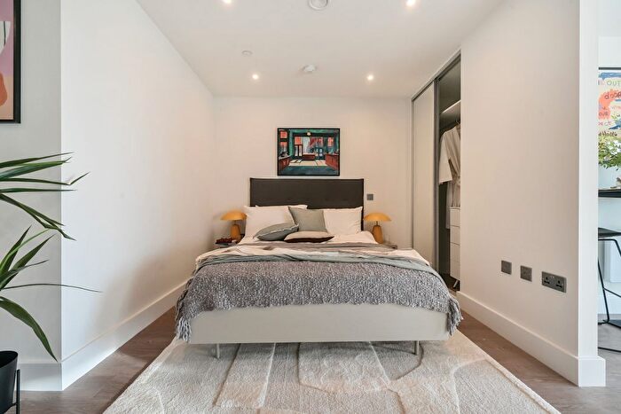 Studio To Rent In Whitehall, Leeds, LS12