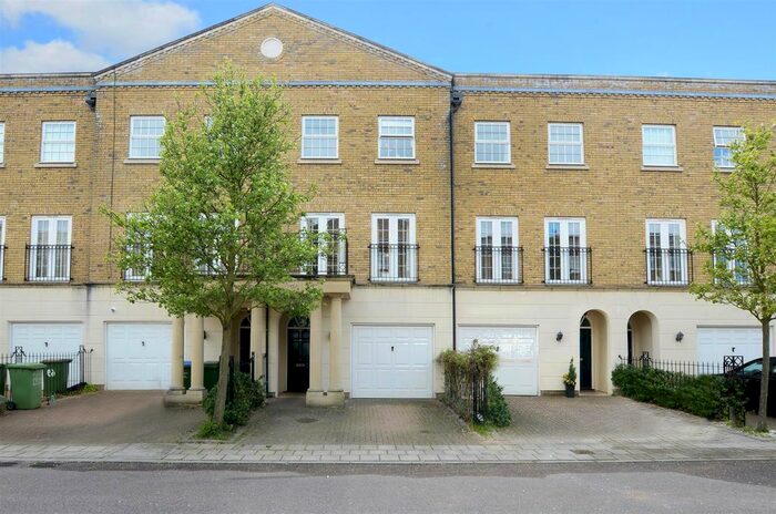 3 Bedroom Terraced House To Rent In Chadwick Place, Long Ditton, Surbiton, KT6