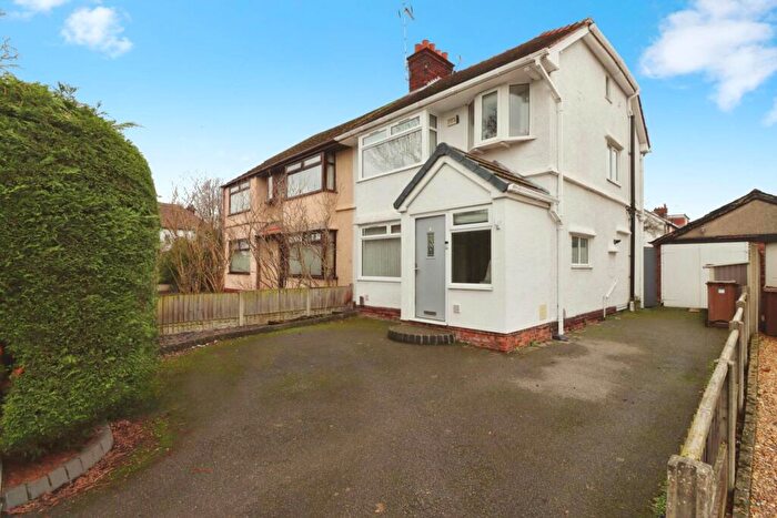 3 Bedroom Semi Detached House For Sale In Raeburn Avenue, Bromborough, CH62