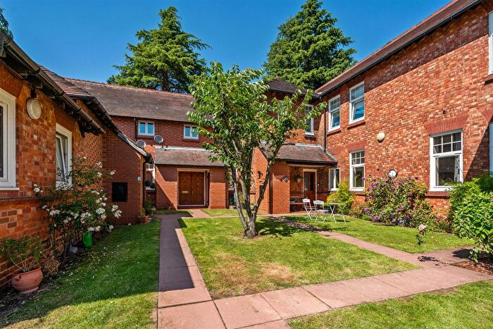 1 Bedroom Flat For Sale In Catherines Close, Catherine-De-Barnes, Solihull, B91