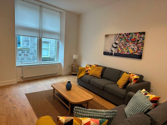 2 Bedroom Flat To Rent In Langstane Place, City Centre, Aberdeen, AB11