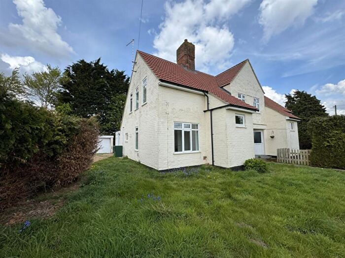 3 Bedroom Semi-Detached House To Rent In Marsh Road, Holbeach Hurn, Holbeach, PE12