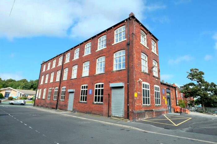 1 Bedroom Apartment To Rent In Eyres Terrace, Stanningley Road, Leeds, West Yorkshire, LS12