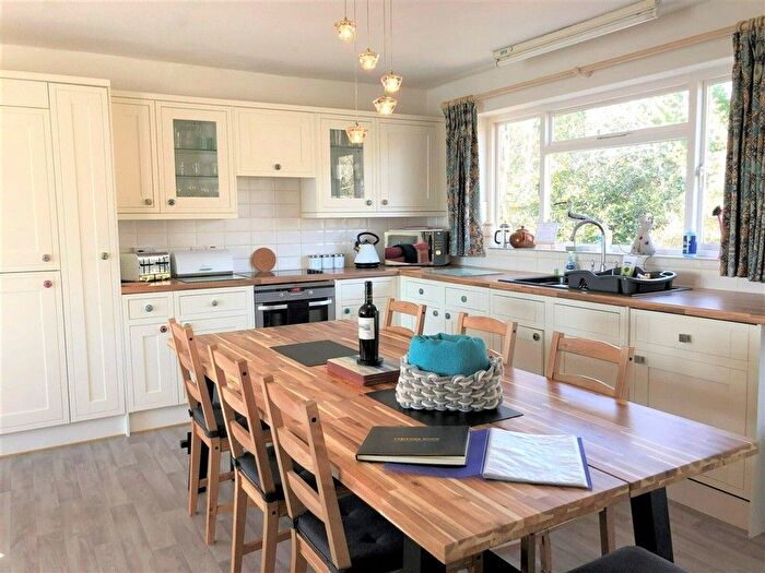 4 Bedroom Detached House For Sale In Steephill Road, Ventnor, Isle Of Wight, PO38