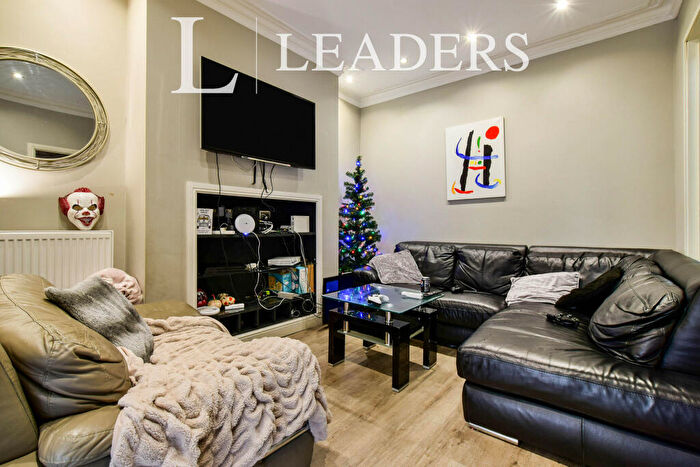 7 Bedroom House To Rent In Seedley Park Road, M6