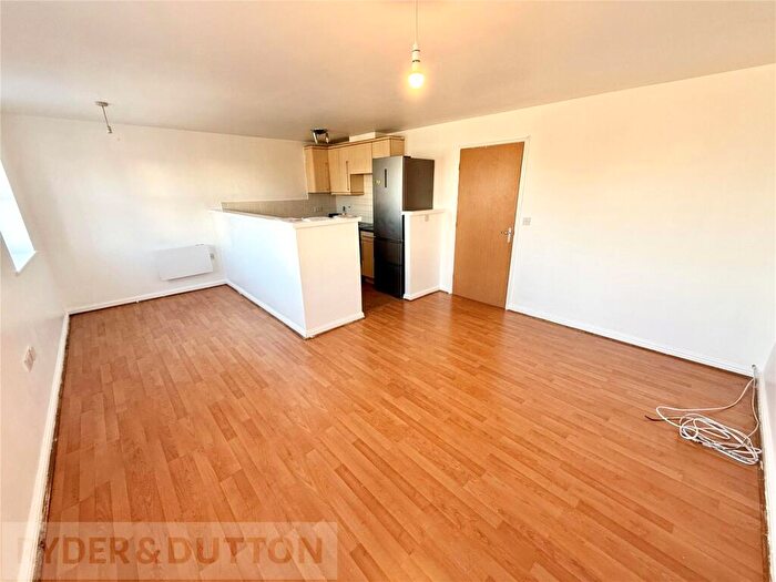 2 Bedroom Apartment To Rent In Silchester Drive, Manchester, Greater Manchester, M40