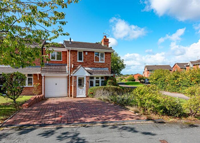 4 Bedroom Detached House For Sale In Cowley Drive, Dudley, DY1