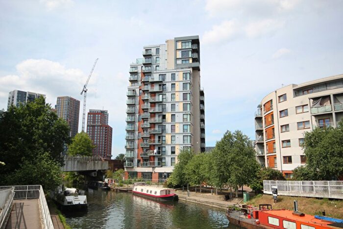 2 Bedroom Flat To Rent In Fairbanks Court, Atlip Road, Wembley, Middlesex, HA0