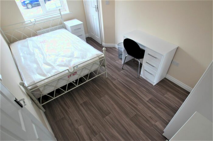 2 Bedroom Detached House To Rent In Signals Drive, Coventry CV3