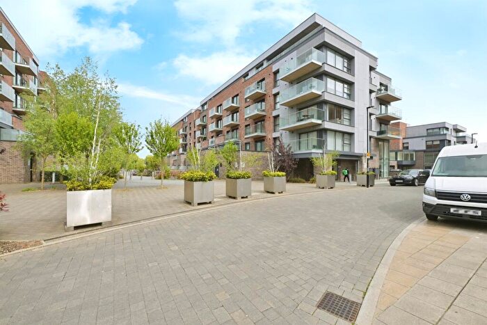 1 Bedroom Apartment For Sale In Merlin Drive, Fletton Quays, Peterborough, PE2
