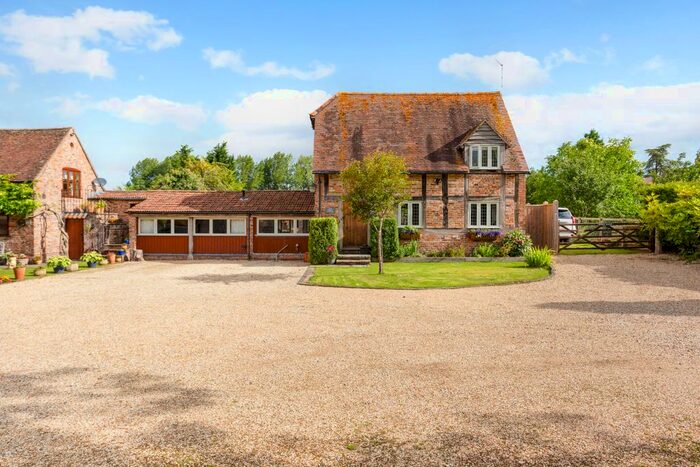 2 Bedroom Semi-Detached House For Sale In Frampton On Severn, Gloucester, GL2