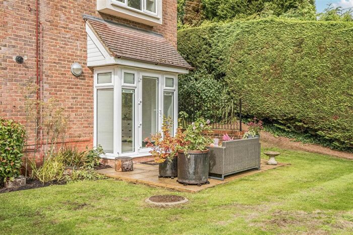 2 Bedroom Flat For Sale In St. Monicas Road, Kingswood, Surrey, KT20