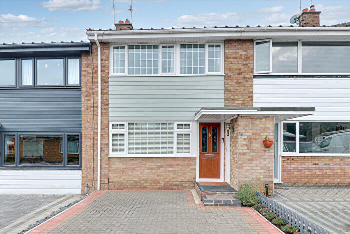 3 Bedroom Terraced House To Rent In Pendlestone, Benfleet, SS7