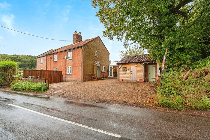 2 Bedroom Semi-Detached House For Sale In Knapton Road, Swafield, North Walsham, NR28