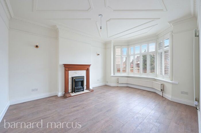 3 Bedroom Property To Rent In West Barnes Lane, New Malden, KT3