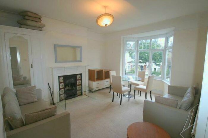 2 Bedroom Flat To Rent In Arlow Road, Winchmore Hill, N21