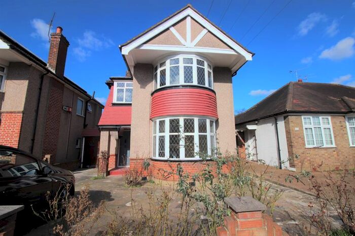 3 Bedroom Detached House To Rent In Chester Drive, North Harrow, Harrow, HA2